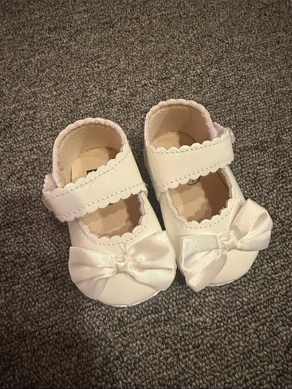Toddler Mary Jane Bow Shoes in White
